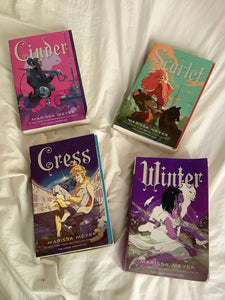 Cinder Marissa Meyer / Scarlet Marissa Meyer / Cress Marissa Meyer / Winter Marissa Meyer